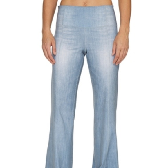 Lucy Indigo Flare Pants Size Small 